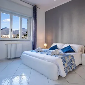 madras-apartment.hotels-amalfi.com/